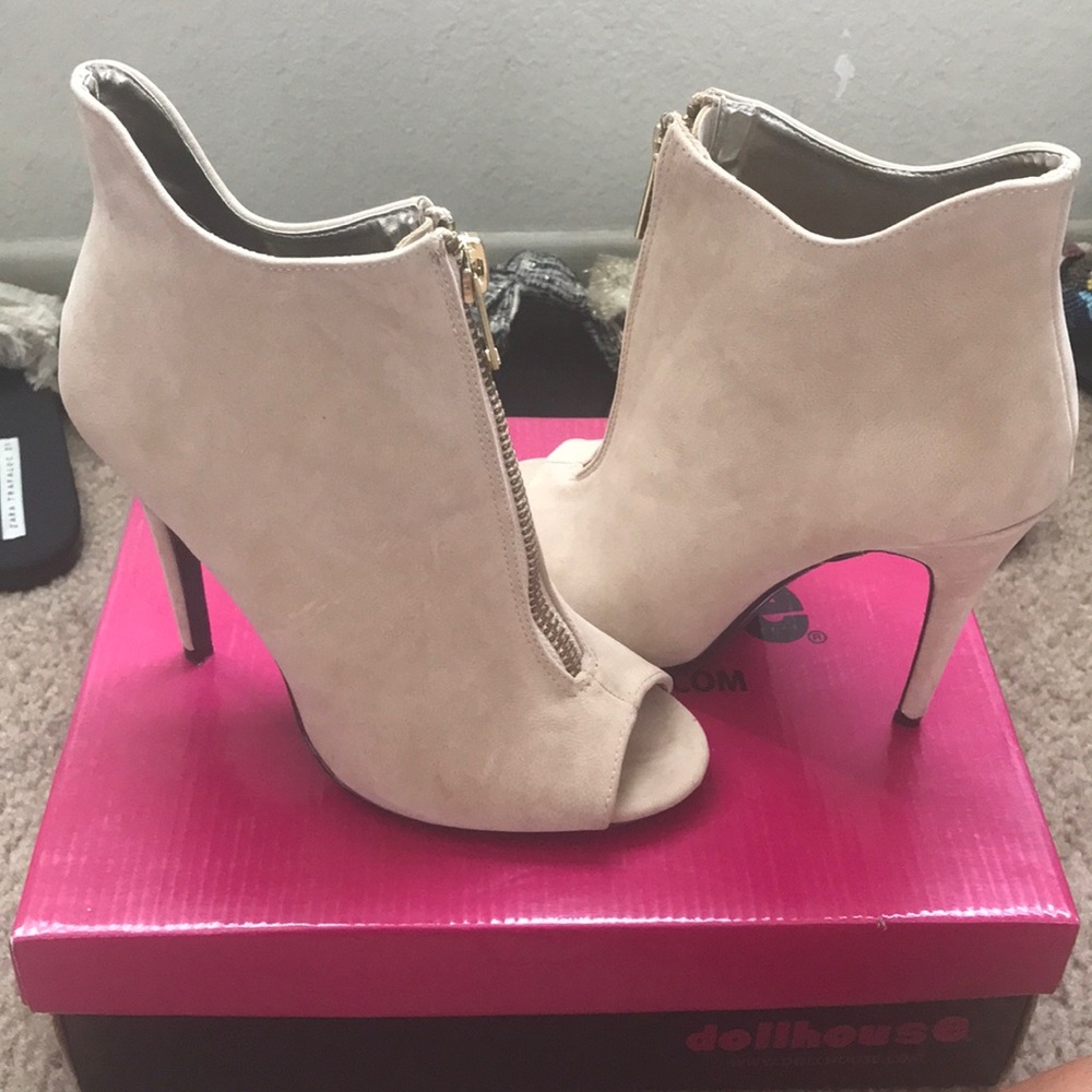 Dollhouse Ankle Bootie